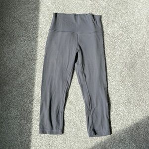 lululemon size 6 grey crop leggings